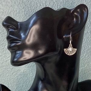 SALE Sterling Silver Pearl Earrings